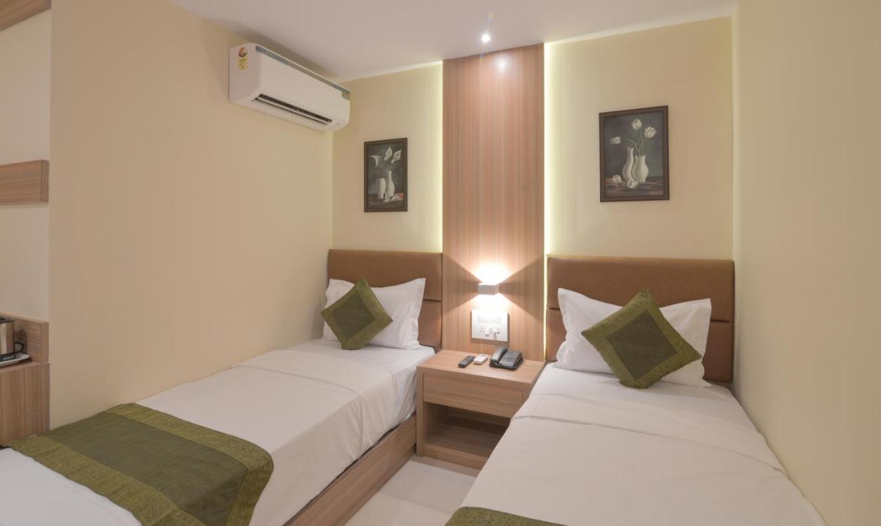 Hotel West Blue Mumbai Exterior photo